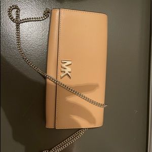 Micheal Kors wallet crossbody